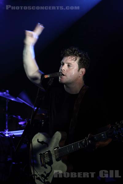 AND YOU WILL KNOW US BY THE TRAIL OF DEAD - 2013-04-17 - PARIS - La Maroquinerie - Jason Patrick Reece